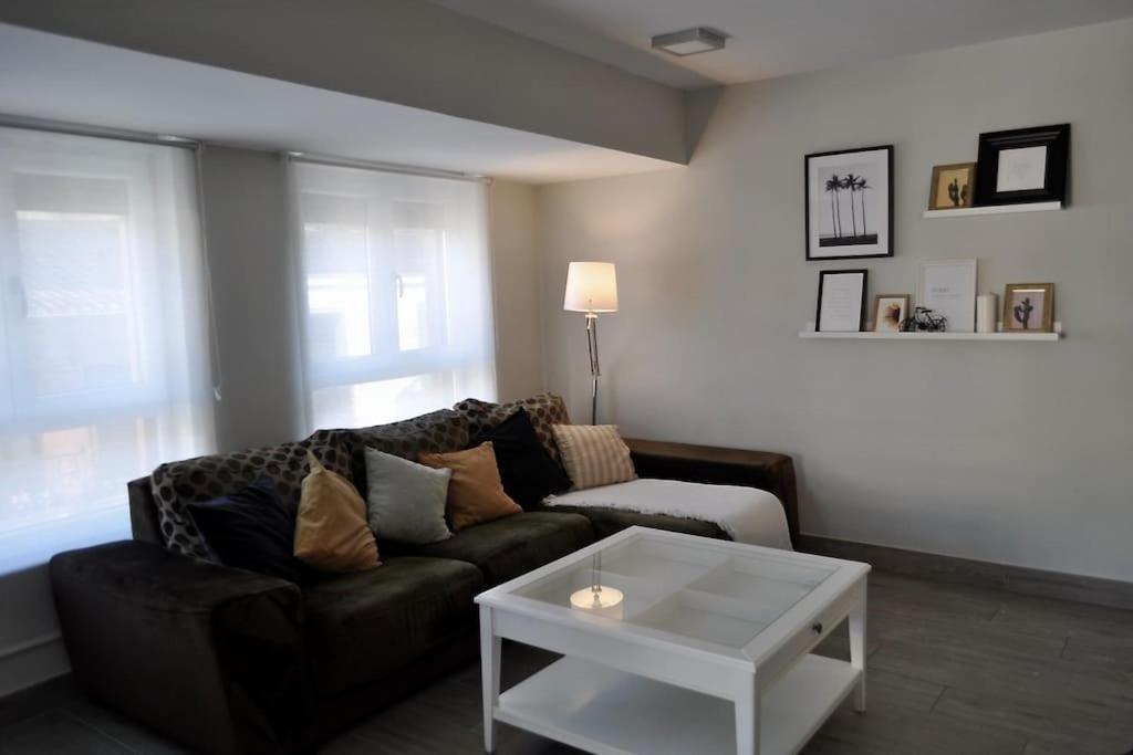 Iii Junto A Plaza Mayor Apartment *